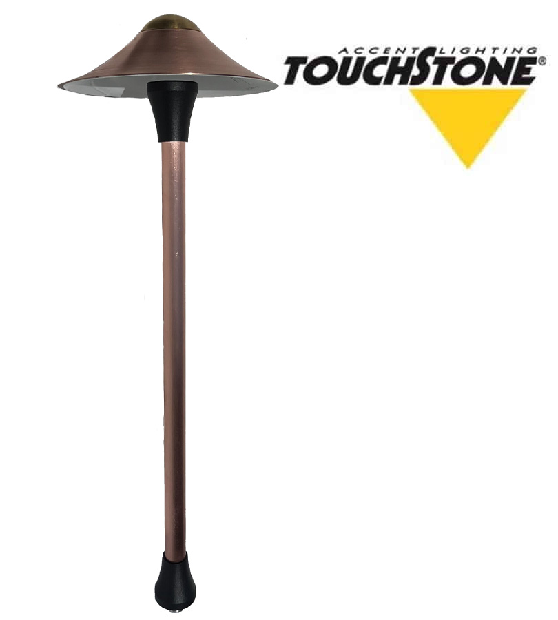 A Zumbra 7 Series touchstone accent lighting lamp post with a copper finish.